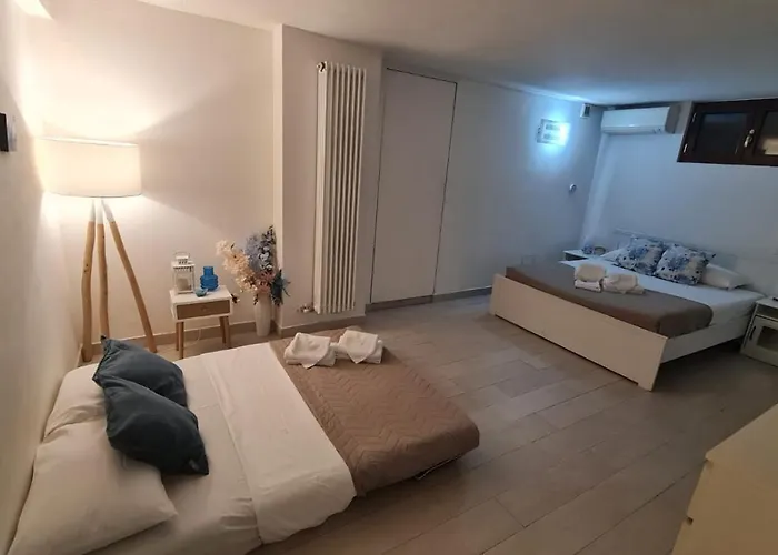 Casati Degli Artisti *