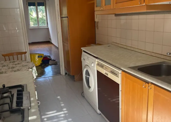 Diana Vicino Stazione E Centro Citta *