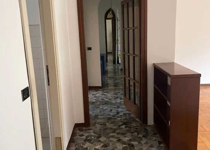 Diana Vicino Stazione E Centro Citta *