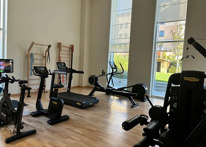 Torre Skyview Gym Pool & Rooftop Milán