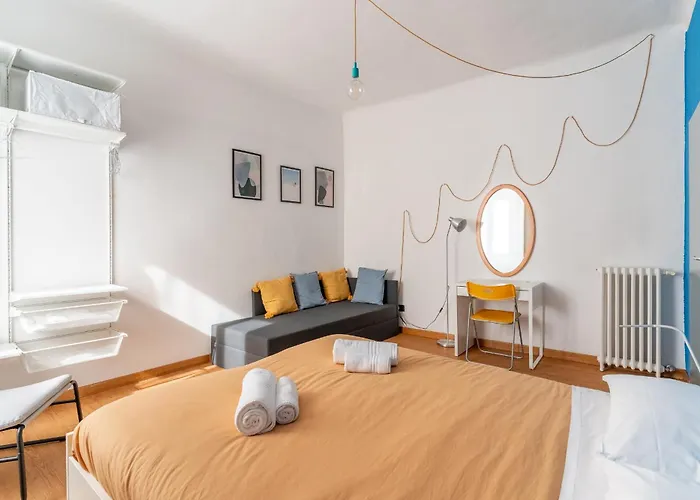 Ludo's Navigli Apartment *