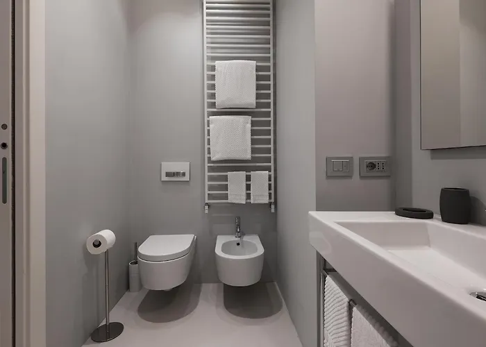 Fifty Eight Duomo Two Bedrooms Апартаменты Милан