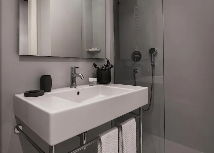 Апартаменты Fifty Eight Duomo Two Bedrooms Милан