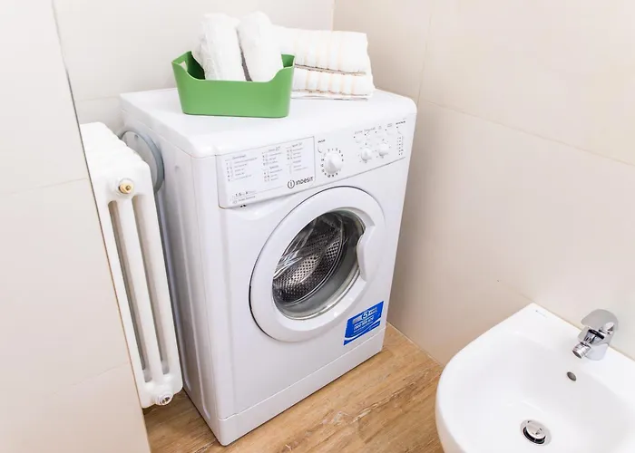 Prada District Elegant - 20 Min To Duomo Di Appartamento Milano