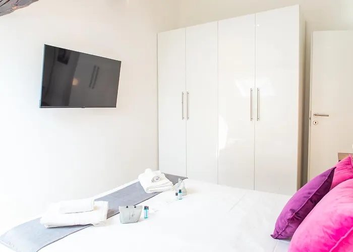 Prada District Elegant - 20 Min To Duomo Di Milano