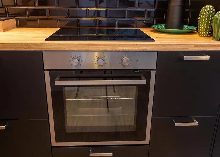 Prada District Elegant - 20 Min To Duomo Di Appartamento *