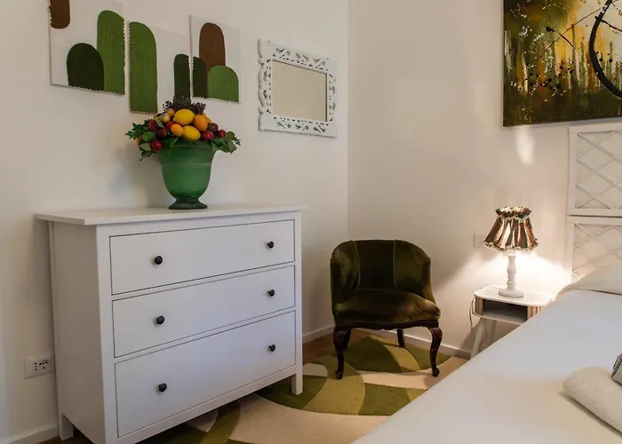 Elegant Flat - Few Minutes To Duomo & Prada * 밀라노