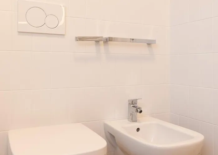 Dreams Exclusive With Terrace - Free Parking - M1 Station - Near Center Appartamento Milano