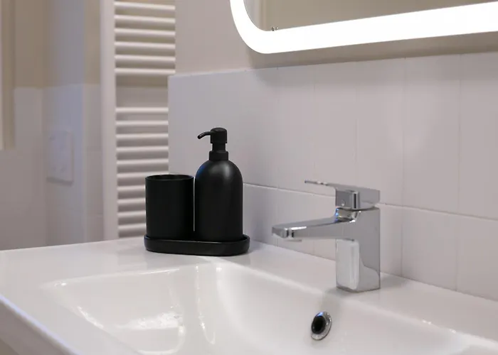 Dreams Exclusive With Terrace - Free Parking - M1 Station - Near Center Appartamento Milano