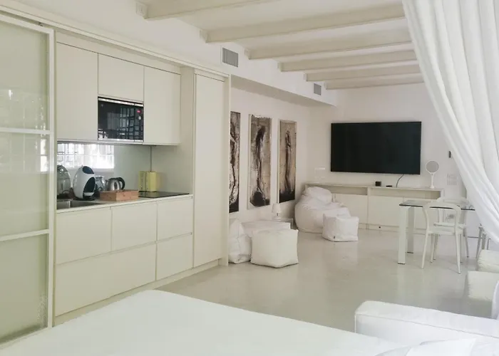 Sant'agnese Atelier Apartment