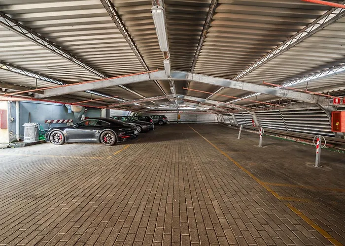 The Boutique - Iconic In Galleria Duomo With Private Parking 아파트