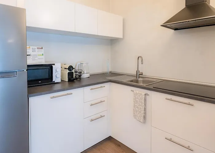 Eleganza Design Corso Porta Garibaldi - 80 Mq アパート ミラノ