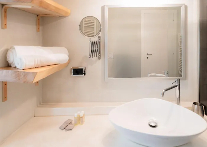 Eleganza Design Corso Porta Garibaldi - 80 Mq *