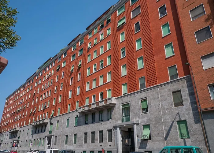 Xenia - Classical In Station Apartment