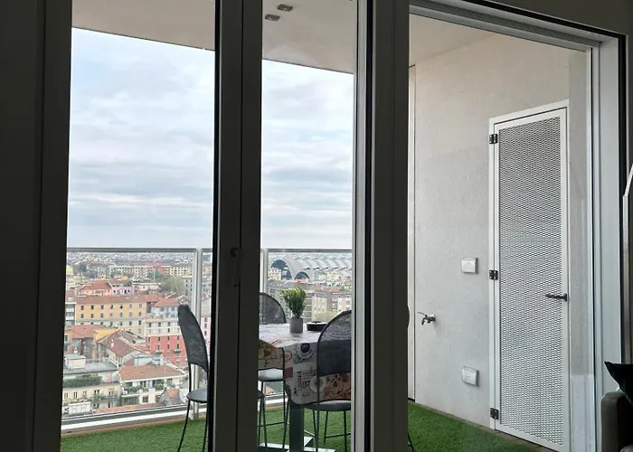 Torre Skyview Gym Pool & Rooftop