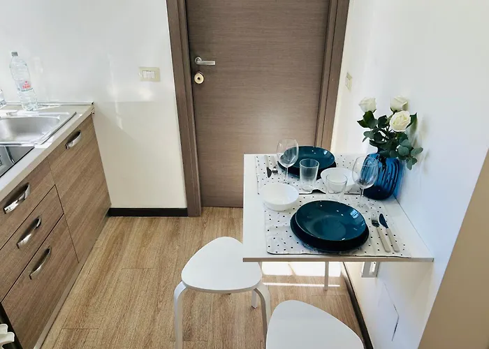 Chiara 18 - M4 Metro Blu *