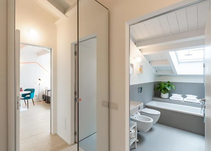 Welcome To The Center Of 밀라노