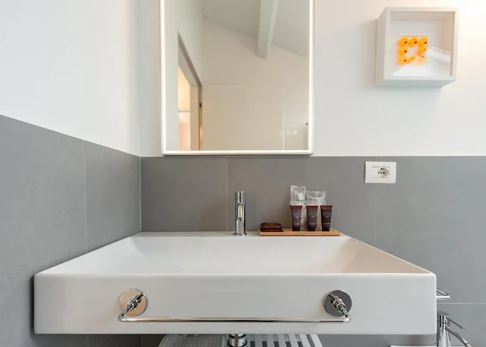 Welcome To The Center Of 아파트