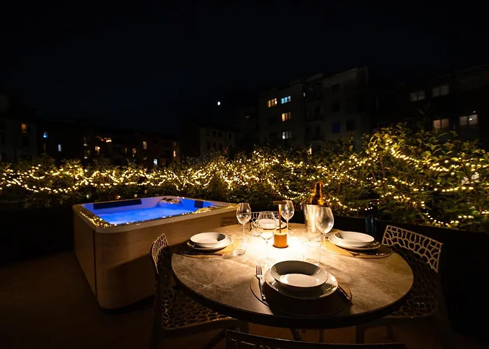 Апартаменты Modigliani Terrace Jacuzzi Golden House Милан