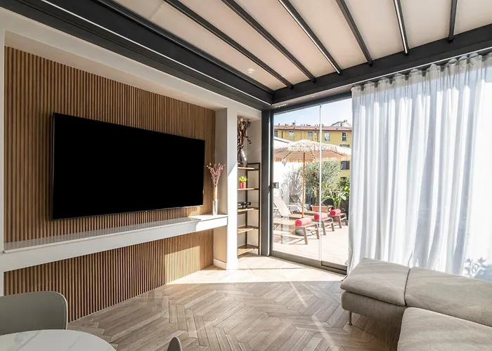 Modigliani Terrace Jacuzzi Golden House דירה *