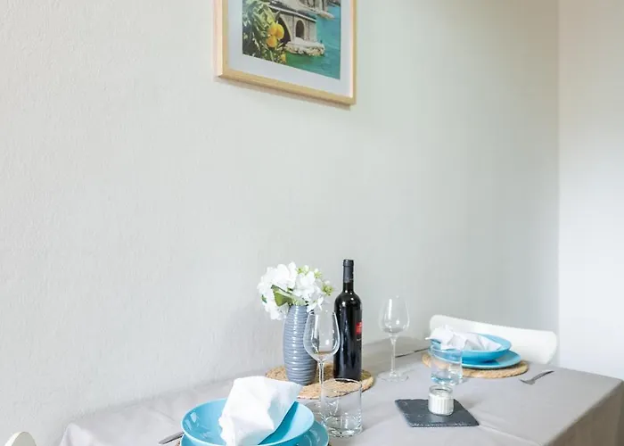 아파트 Exclusive Deluxe Between Duomo & San Siro