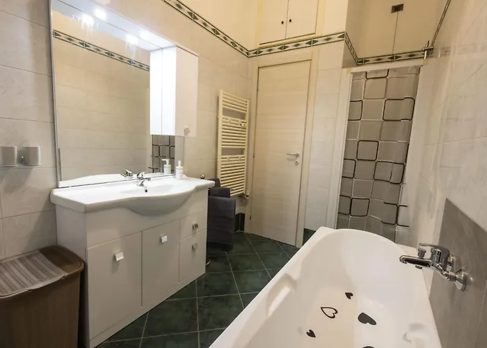 New Milan-oh My House! * Milánó