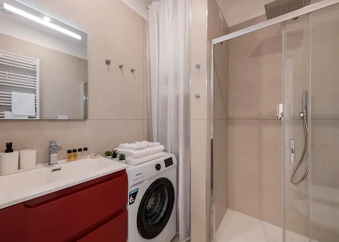 Lejlighed Caracciolo, 28 - Ampio Per 5, Posizione Perfetta *