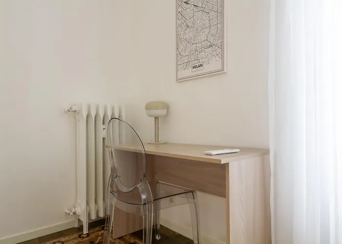 In Historic Building- Porta Venezia 아파트 *