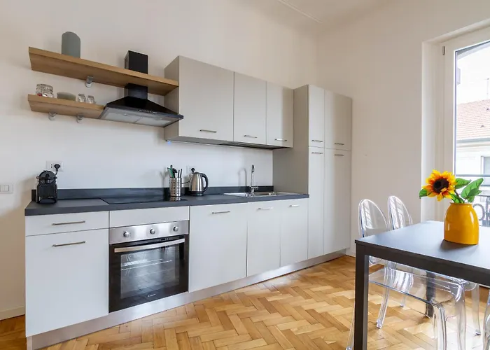 In Historic Building- Porta Venezia * 밀라노