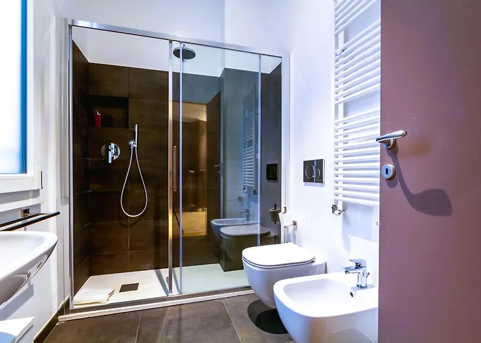 In Historic Building- Porta Venezia 아파트