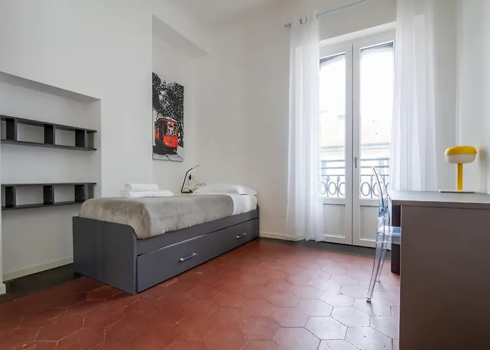 In Historic Building- Porta Venezia 아파트 *