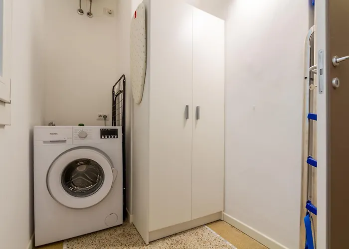 In Historic Building- Porta Venezia 아파트 밀라노