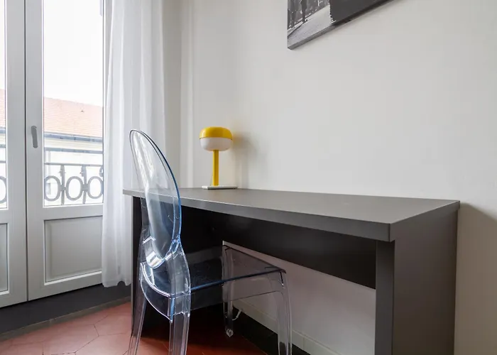 In Historic Building- Porta Venezia 아파트