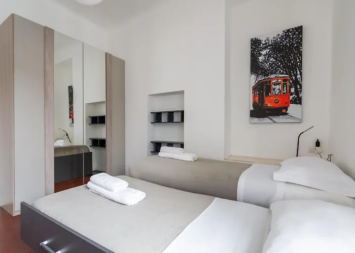 In Historic Building- Porta Venezia 아파트 *