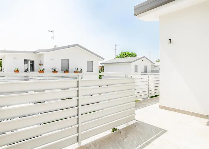 Luxury - Exclusive With Private Box Villa Milano