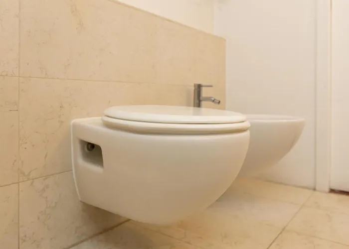 White And Brown Exclusive Loft With Terrace - Free Parking - M2 Station * 米兰