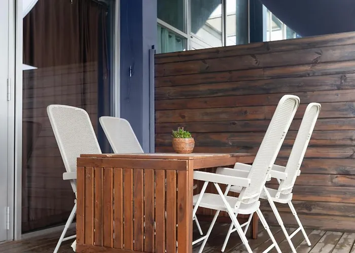 Appartamento White And Brown Exclusive Loft With Terrace - Free Parking - M2 Station Milano