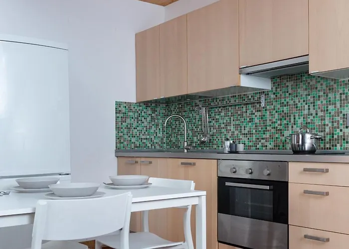 公寓 White And Brown Exclusive Loft With Terrace - Free Parking - M2 Station