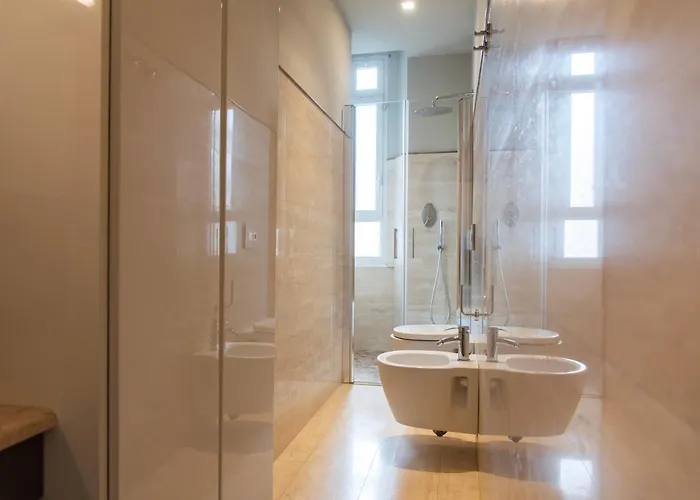 Youhosty - Chinatown Bright And Luxury