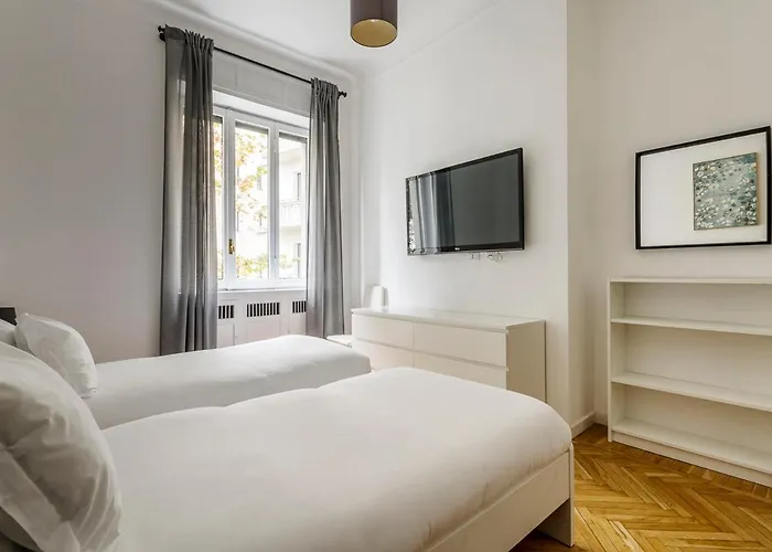 Luxury 4 Bedrooms Close To Duomo 아파트