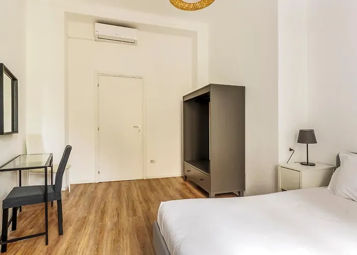 Luxury 4 Bedrooms Close To Duomo