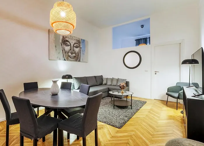 Luxury 4 Bedrooms Close To Duomo *