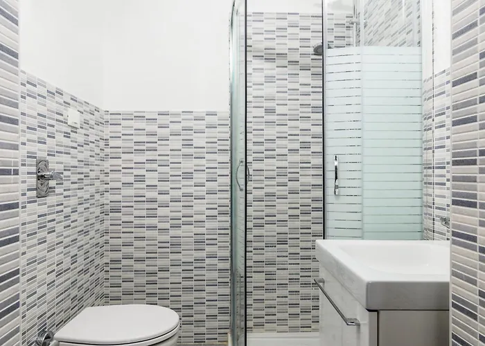 Luxury 4 Bedrooms Close To Duomo 밀라노