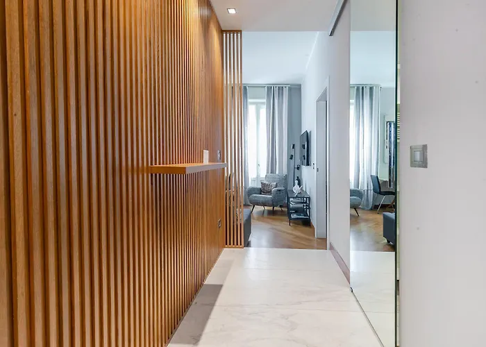 San Babila Executive - Discover The Historic Centre Of * מילאנו