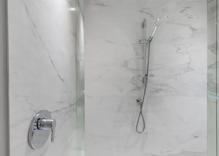 San Babila Executive - Discover The Historic Centre Of *