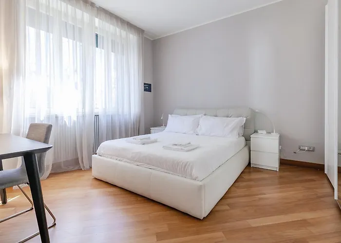 San Babila Executive - Discover The Historic Centre Of Apartmán