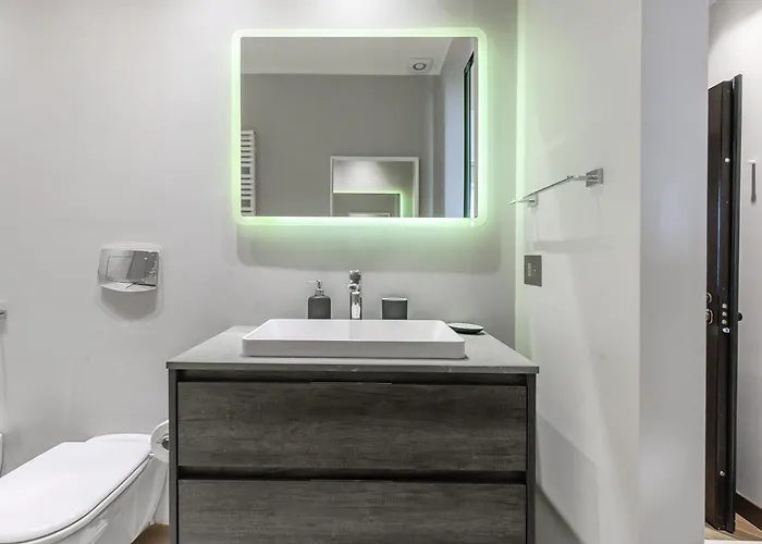 San Babila Executive - Discover The Historic Centre Of Apartmán Milán