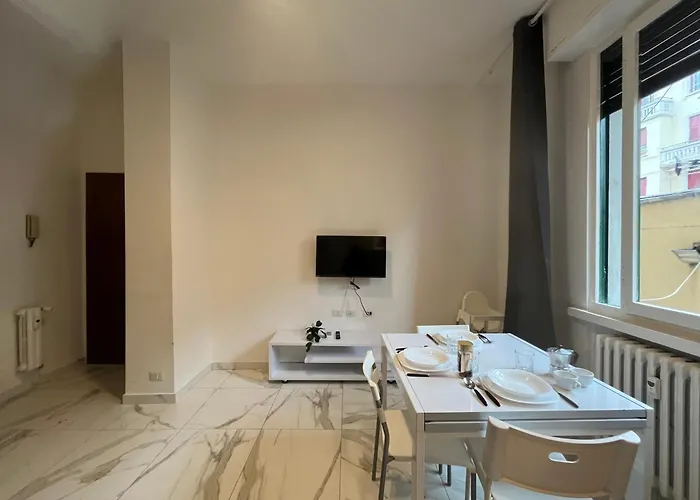 Apartament Jcube Bocconi Mediolan