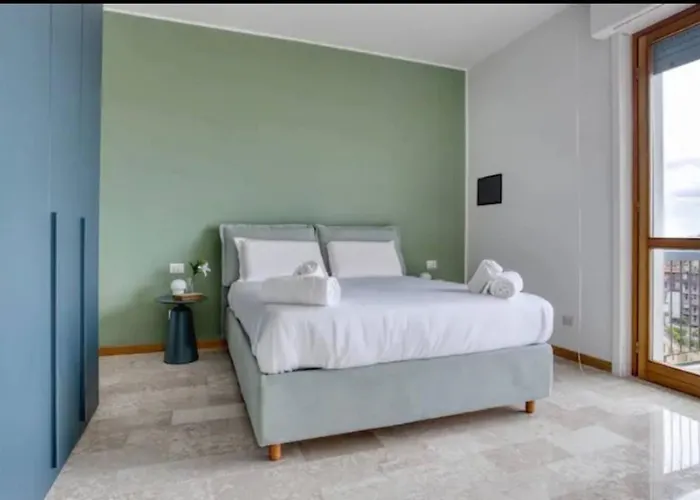 아파트 Amazing Center Skyline