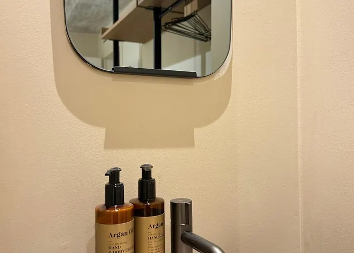 Pensión Ca Bela - Mercadante 3*